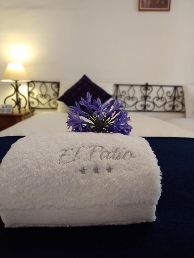 Hotel El Patio De Monterrey Уарас Екстериор снимка