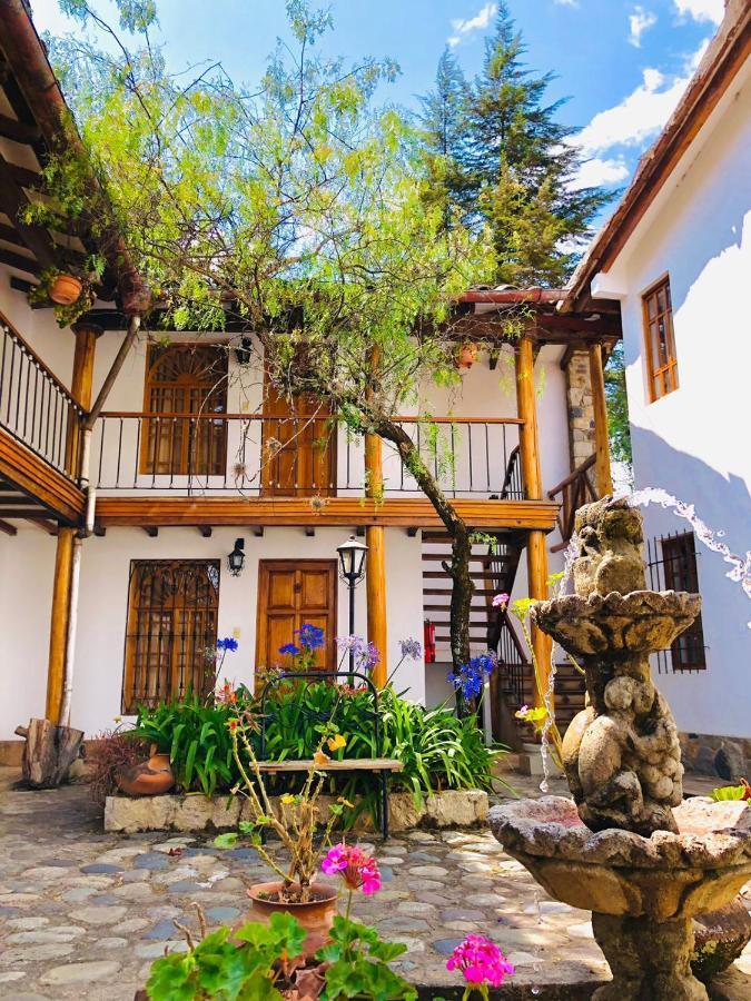 Hotel El Patio De Monterrey Уарас Екстериор снимка