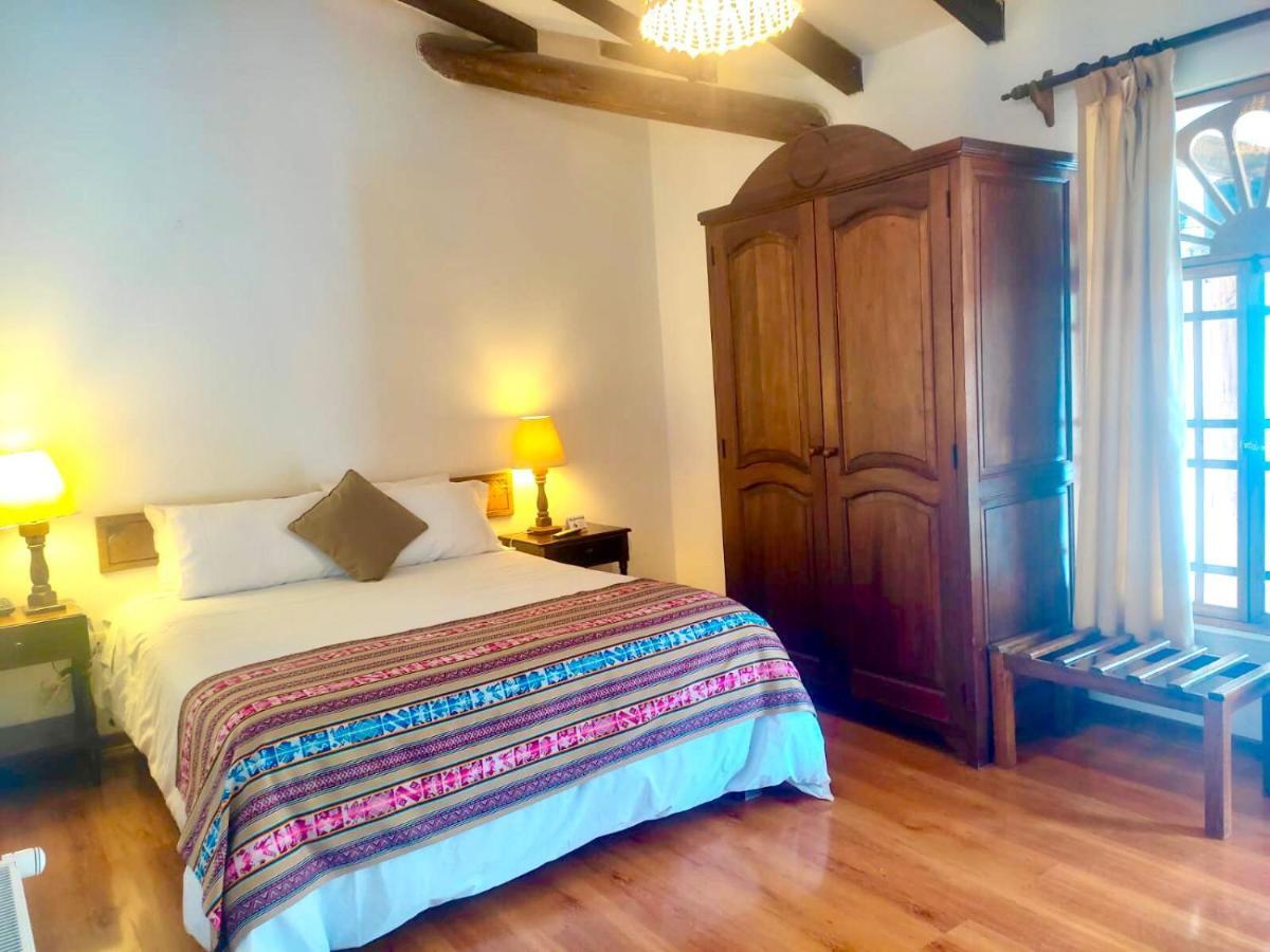 Hotel El Patio De Monterrey Уарас Екстериор снимка