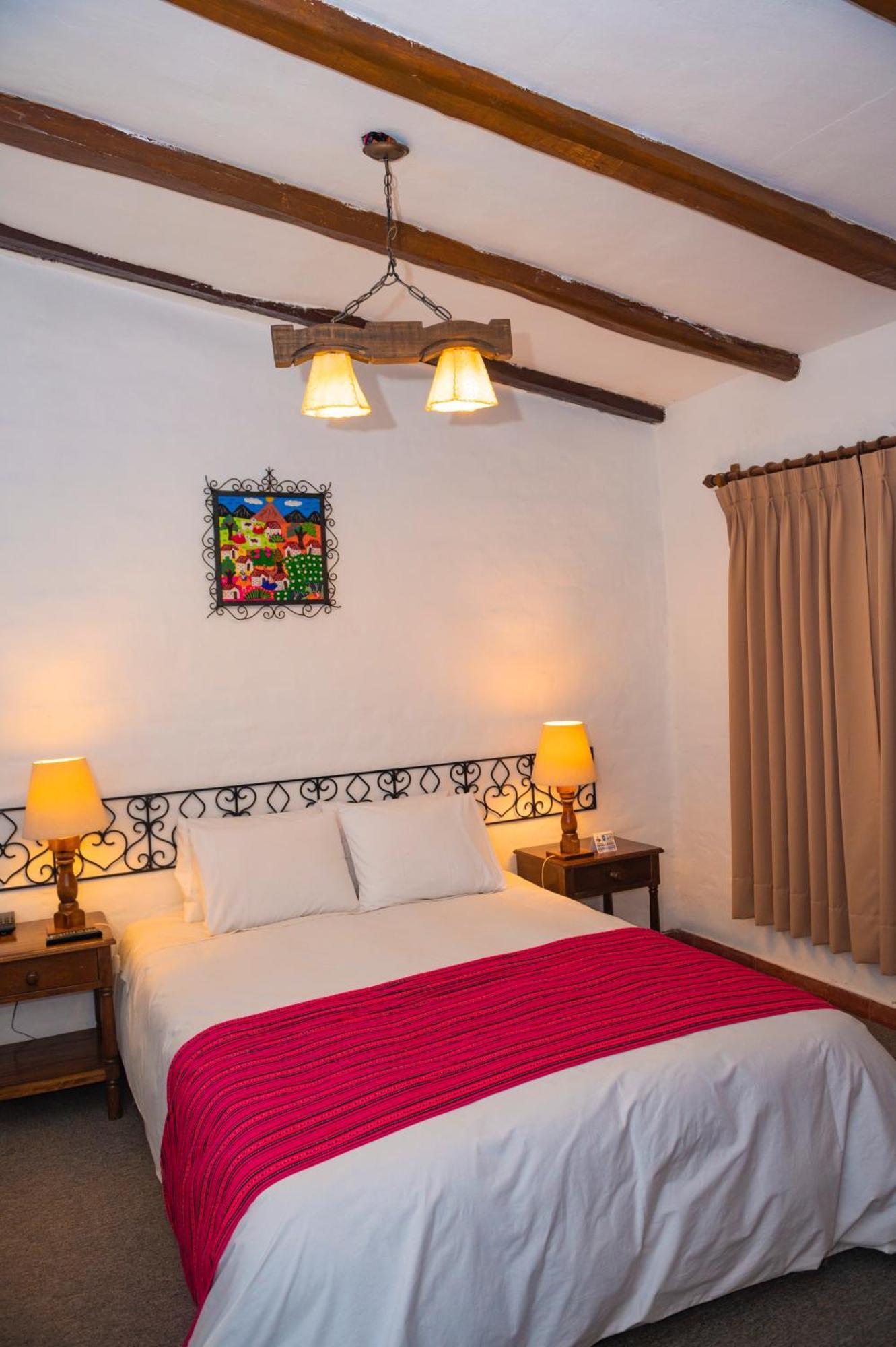 Hotel El Patio De Monterrey Уарас Екстериор снимка