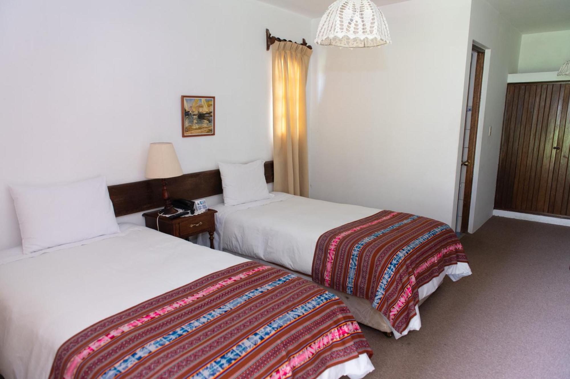 Hotel El Patio De Monterrey Уарас Екстериор снимка