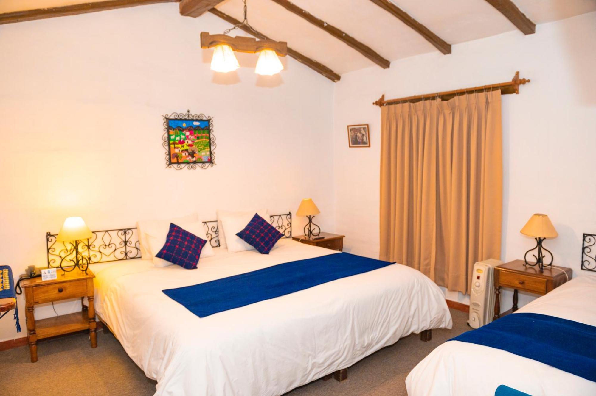 Hotel El Patio De Monterrey Уарас Екстериор снимка