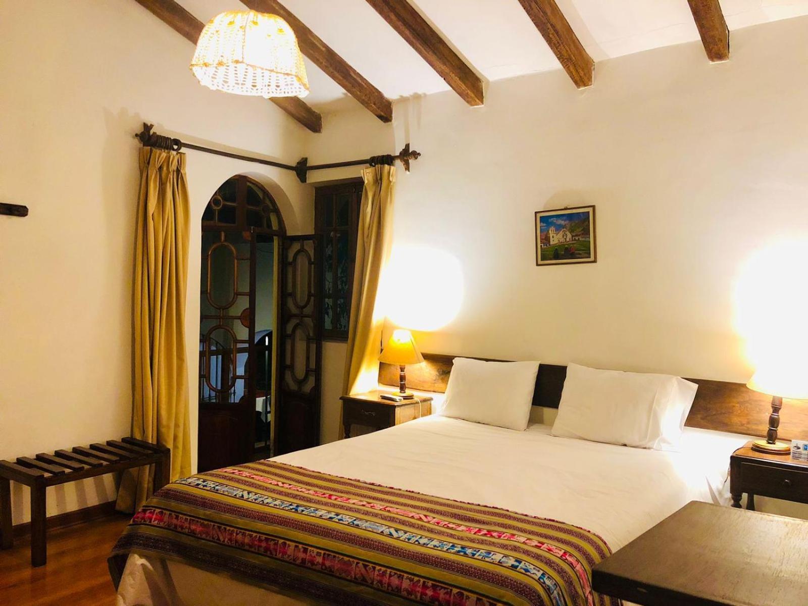 Hotel El Patio De Monterrey Уарас Екстериор снимка