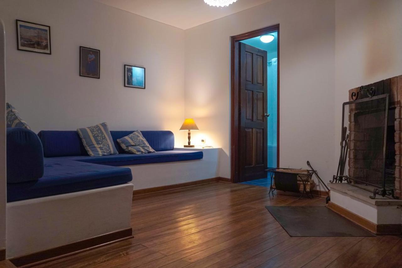 Hotel El Patio De Monterrey Уарас Екстериор снимка
